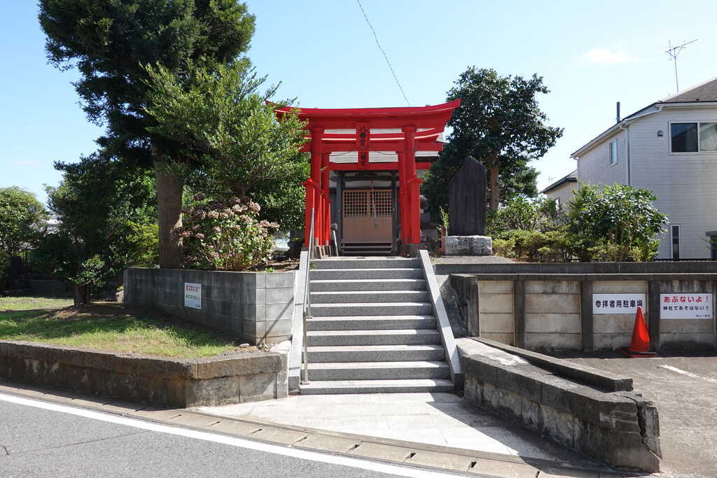殿台町正八幡大神鳥居参道