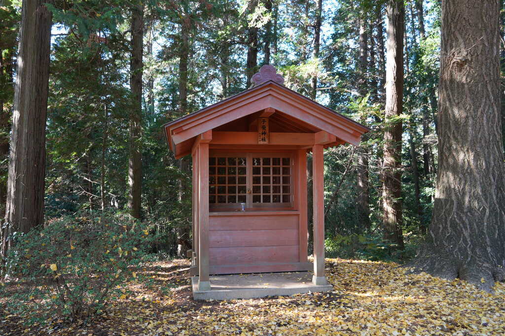 十倉実の口十倉神社境内社子安神社