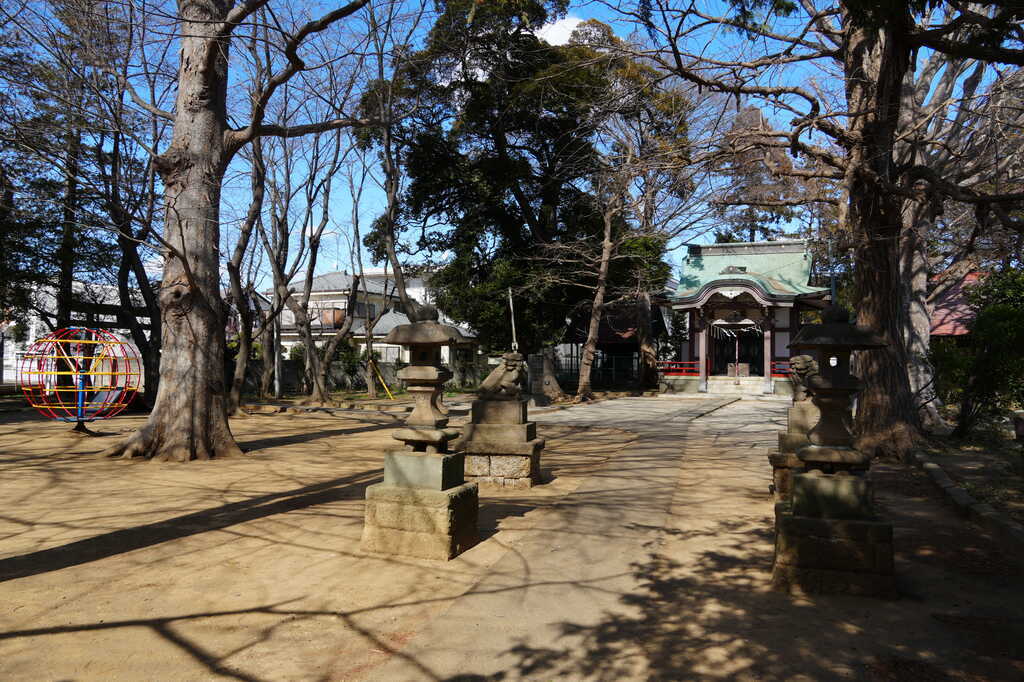 若宮八幡神社境内