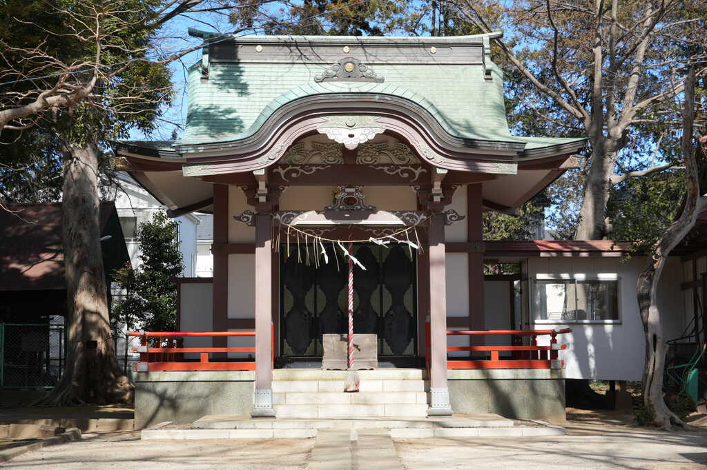 若宮八幡神社拝殿