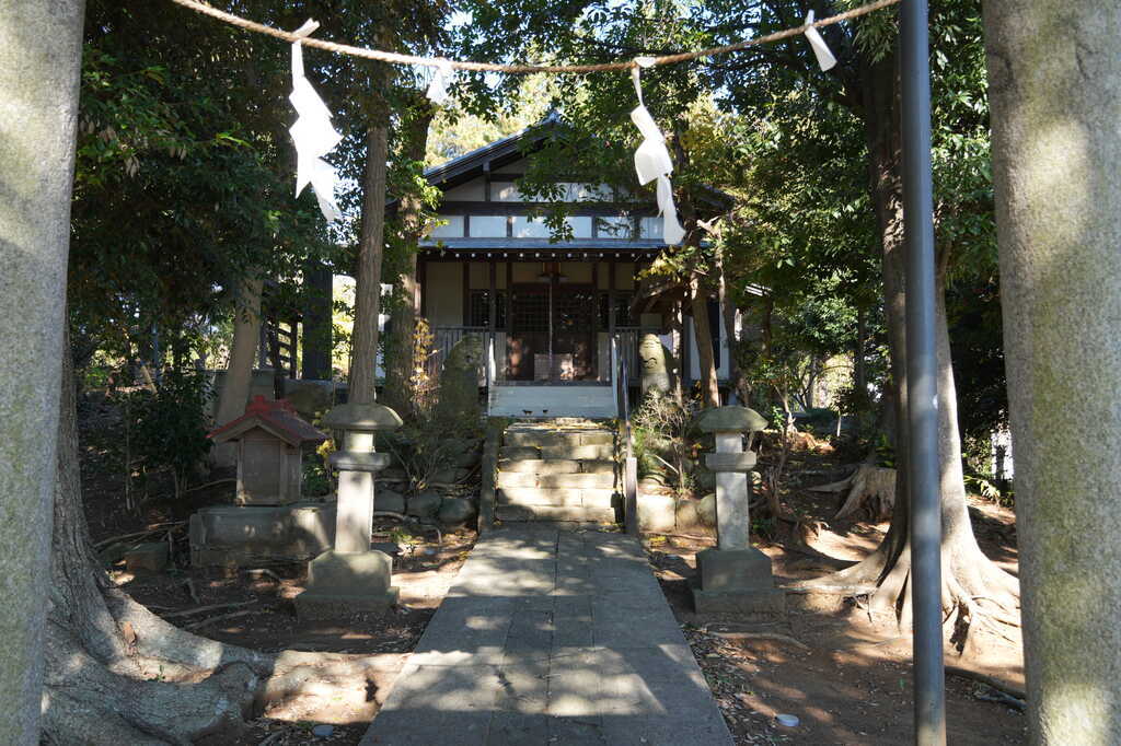 大野町天神神社鳥居から境内参道