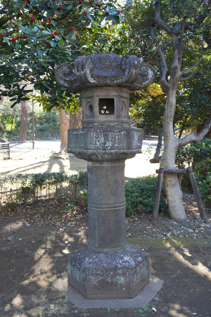 上野の東照宮 資料編 石灯篭その1、附大石鳥居 - YOBIUMA Satsuki(呼馬
