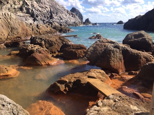 式根島の温泉