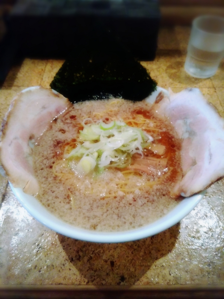 きくちひろきさんの醤油ら〜めん 中間醤油 チャーシュー+1枚 900円