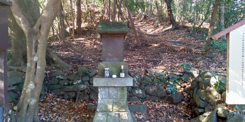 f:id:gajuwo:20191217221706j:plain f:id:gajuwo:20191217221706j:plain