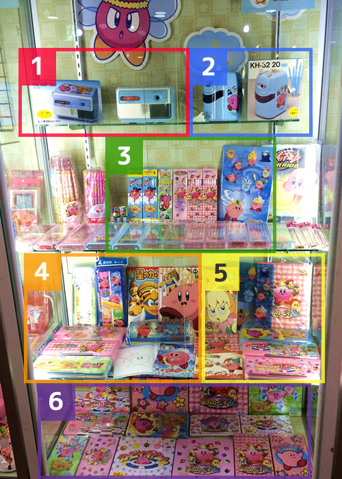 星のカービィワンフロアまるごとミュージアムの展示品。歴代カービィのやさしい文房具