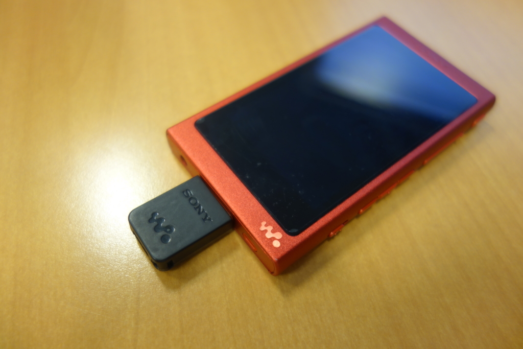 WMP-NWM10 レビュー】持ち運びに便利なウォークマン用マイクロUSBへの