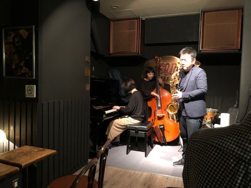 f:id:gan_jazz:20191005215830j:plain