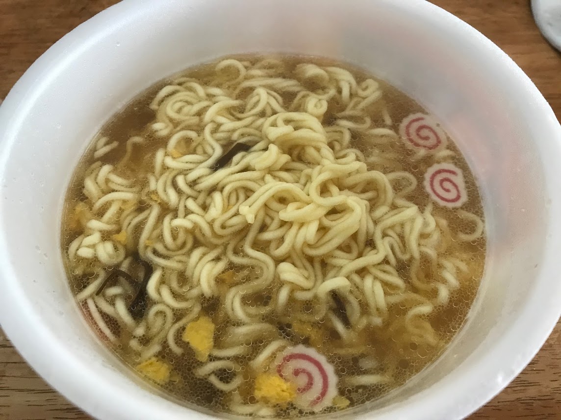 ごま油香る昆布だし塩ラーメン 塩こん部長