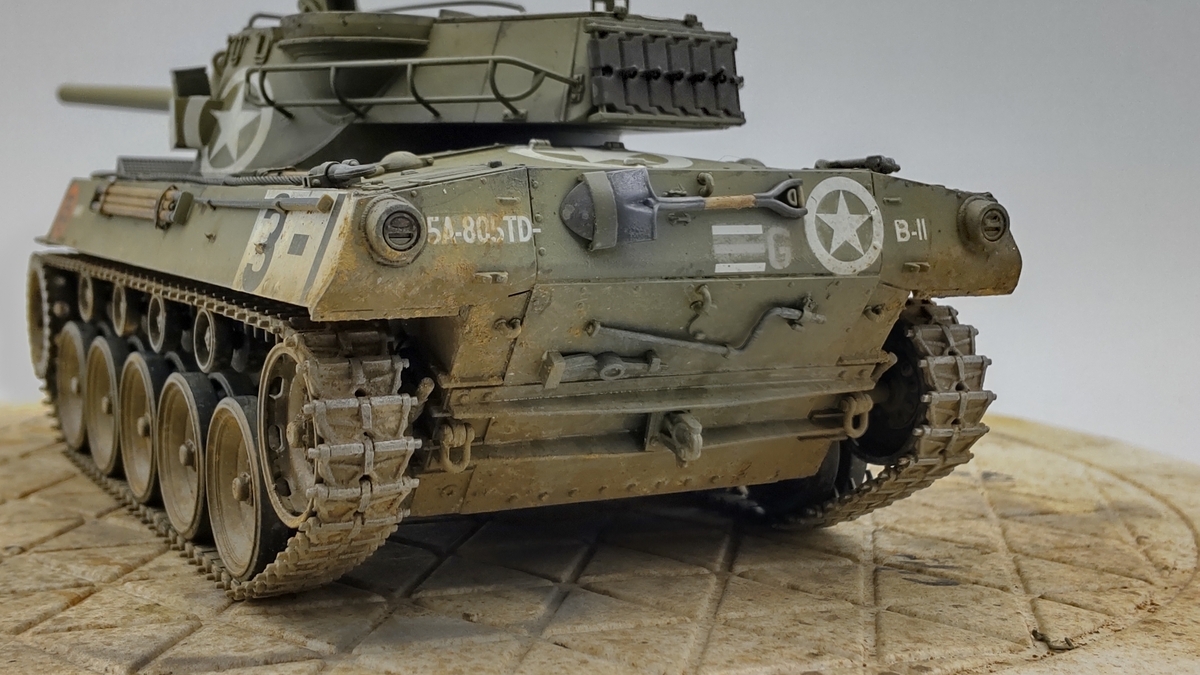 タミヤ 1/35 M18 ヘルキャット 完成品 タミヤ 1/35 M18ヘルキャット ③ ウェザリングから完成へ