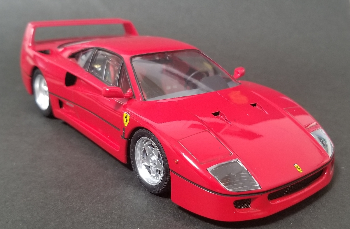 フェラーリ F40 1/24 フジミ製④完成へ - 晩酌モデラー日記