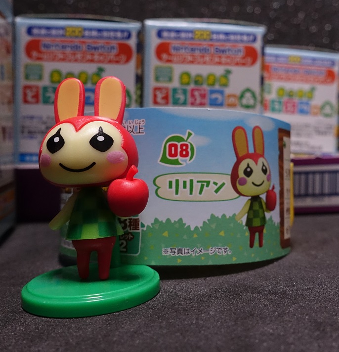 チョコエッグの箱買いはアリですかね？ その1 - REDLINE -ライカ購入