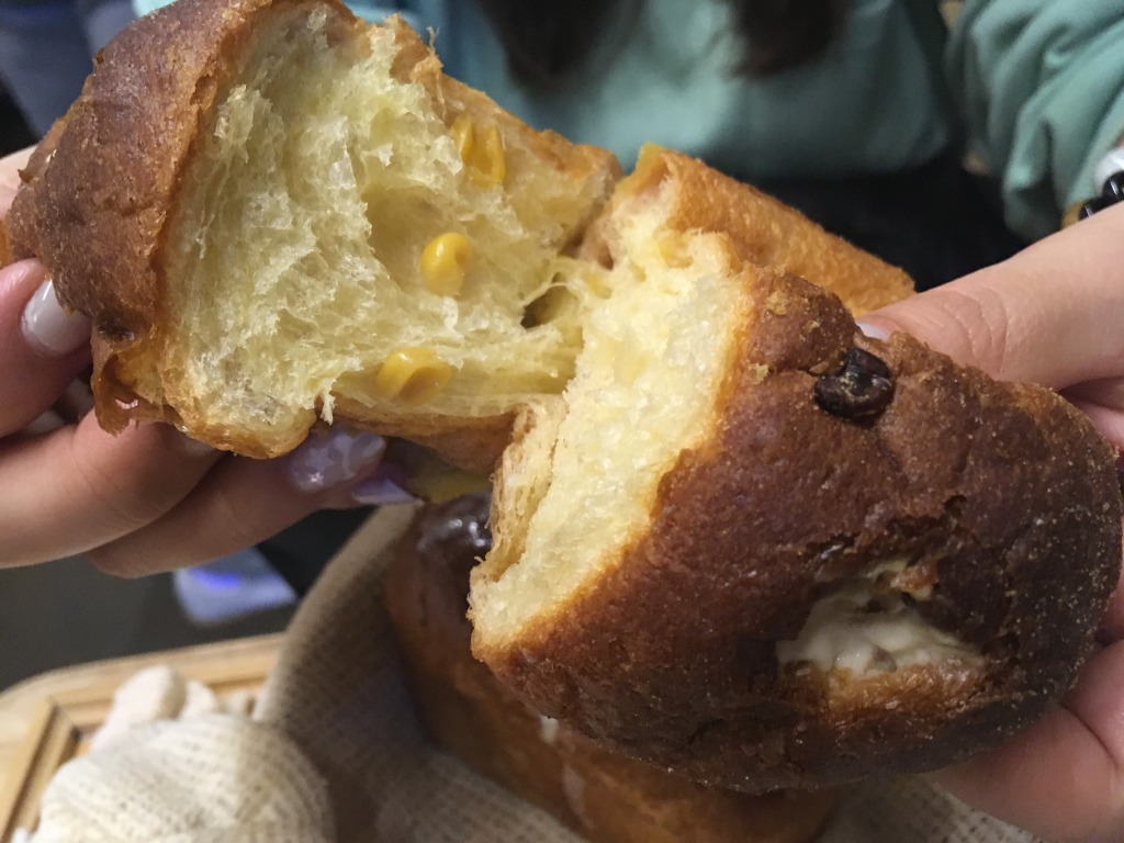 ミルトースト食パントウモロコシ