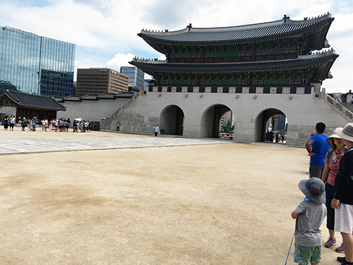 景福宮守門将交代儀式開始前