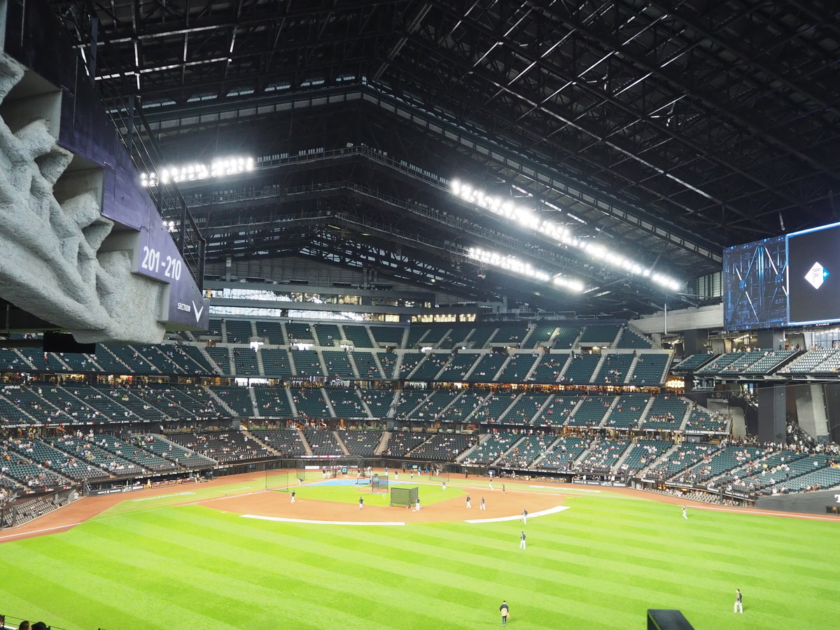 エスコンフィールド】北海道の最先端ボールパークで野球観戦！！ - が