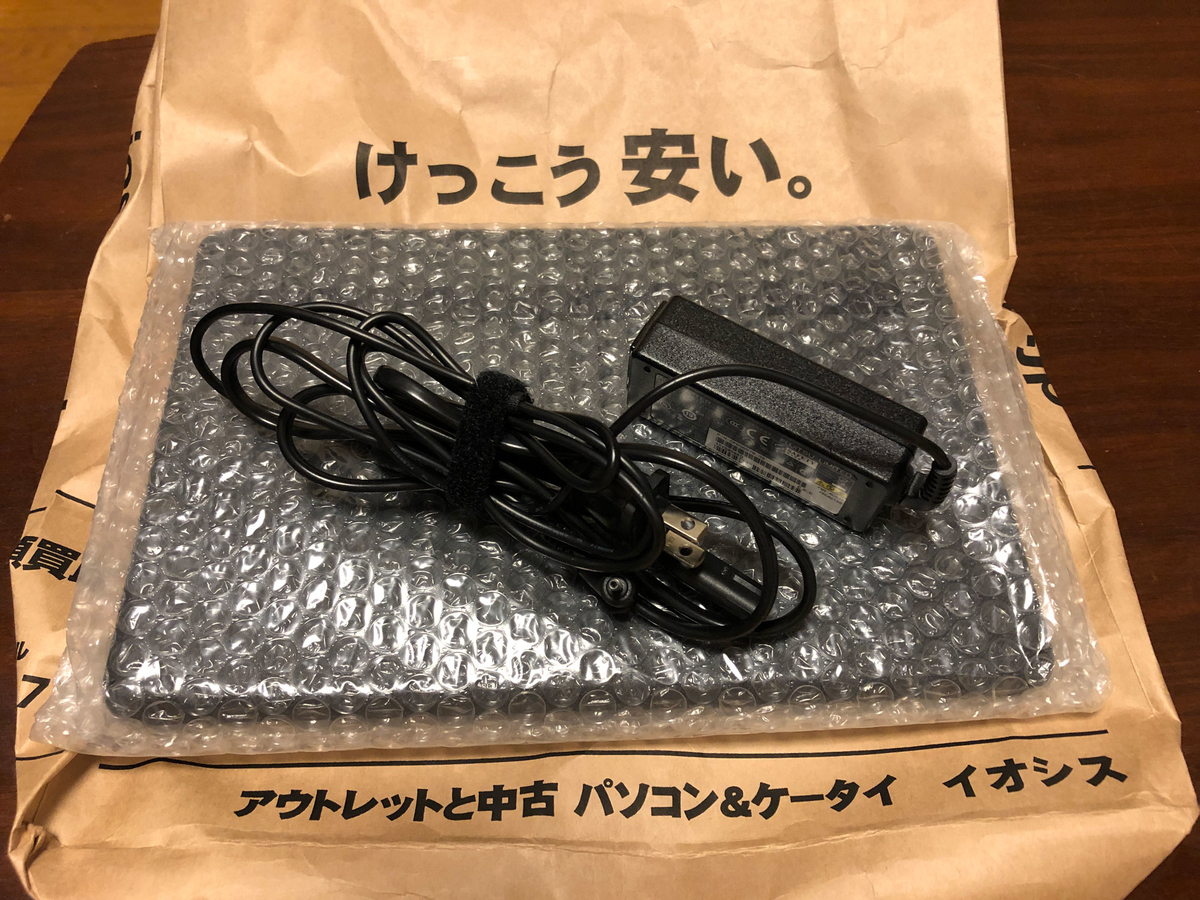 富士通 - レモン 富士通 ARROWS Tab Q506/ME イヤホンセット ARROWS-Tab-Q506ME-2-1024x768.jpg
