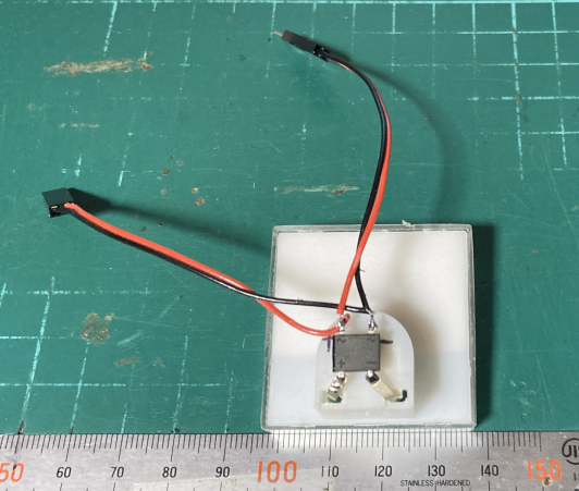 速度計（モドキ）、ブリッジダイオードDB107接続版となしで電圧値比較