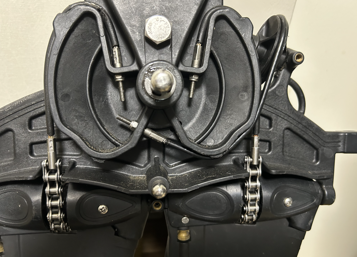 足漕ぎカヤックのミラージュタイプ(フィンタイプ)の苦悩 - 釣り超