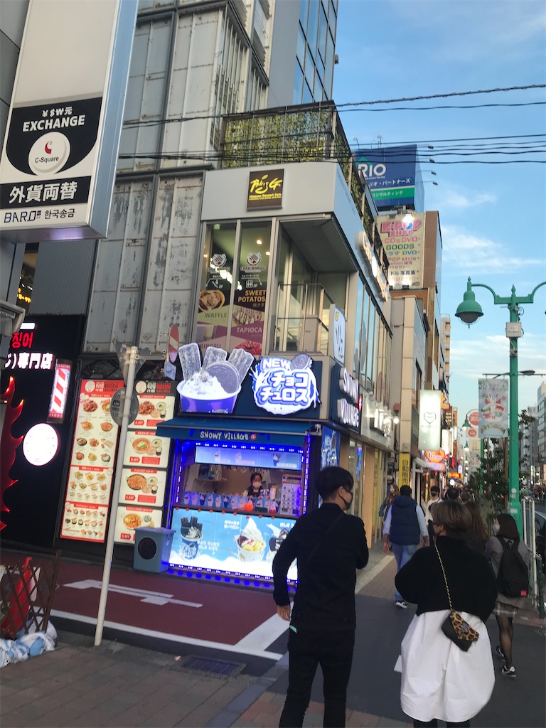 韓国スイーツ 生クリームたっぷりワッフルが可愛すぎるっ 新大久保 上京ガール 彼氏なし の激烈日常ブログ