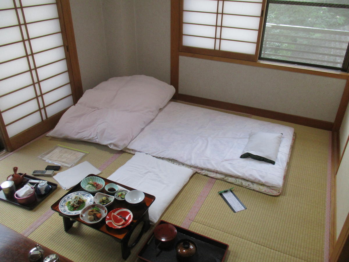 f:id:genta-san:20200516223913j:plain f:id:genta-san:20200516223913j:plain