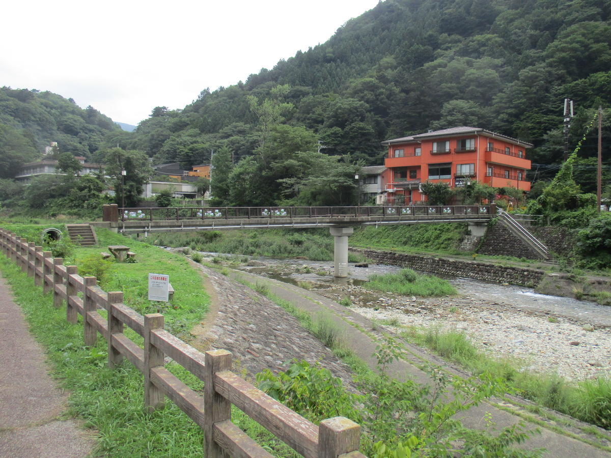 f:id:genta-san:20200516225427j:plain f:id:genta-san:20200516225427j:plain