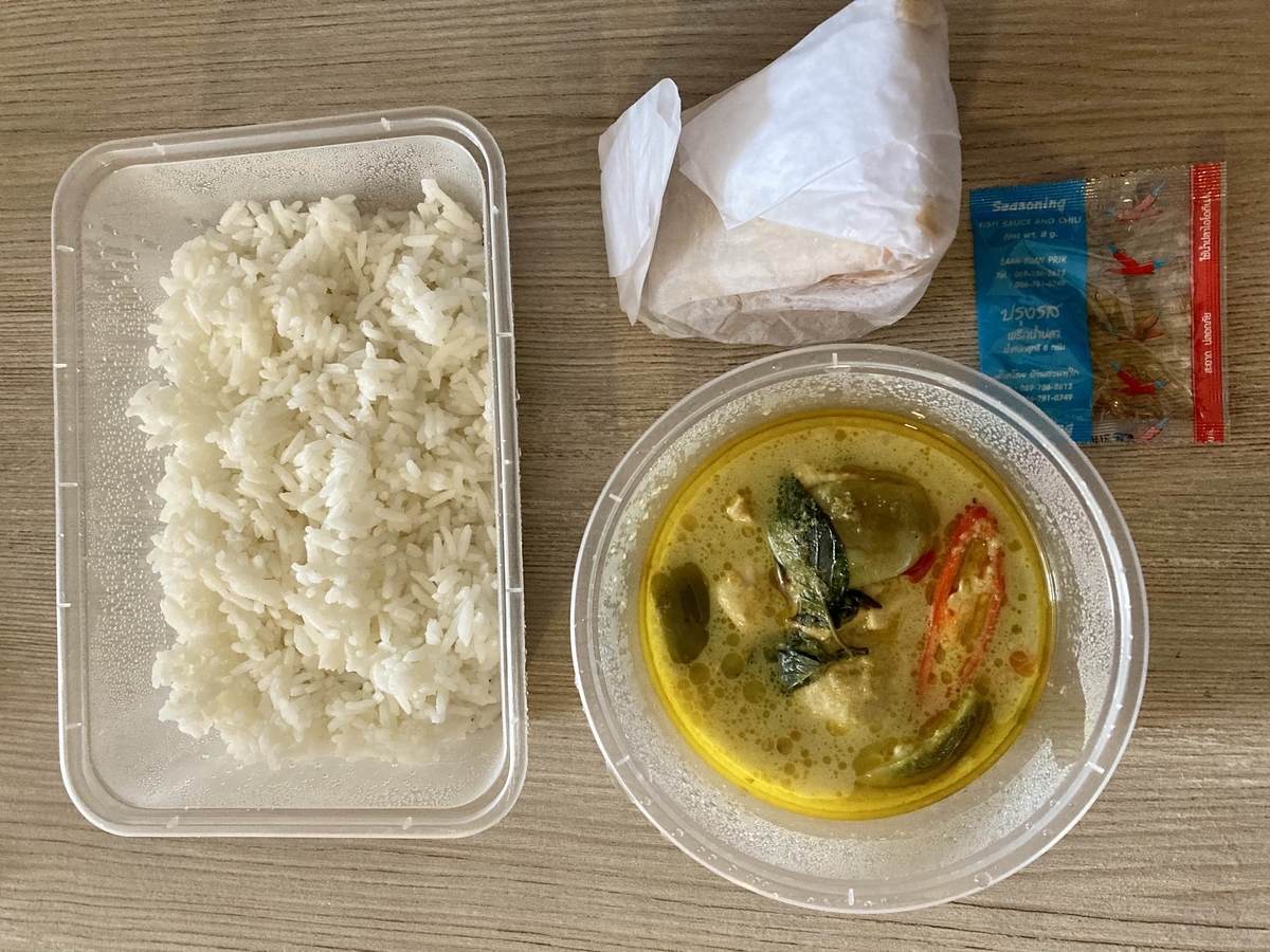 隔離ホテルのランチ