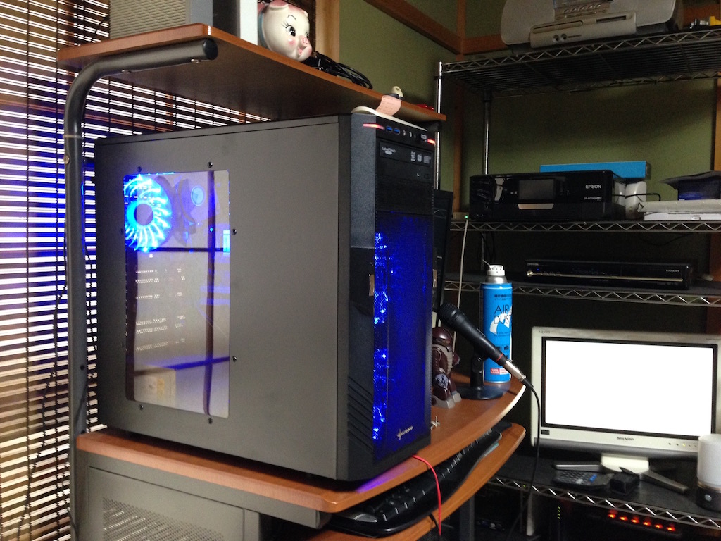 古いデスクトップの中身を新しいPCケースへ入れ替えてみた。 - 紅旗征