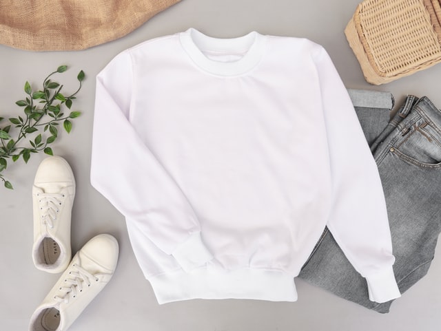 洋服が置いてある様子