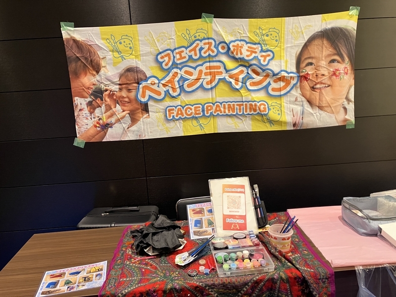 会場で提供されていたフェイスペイント企画の様子