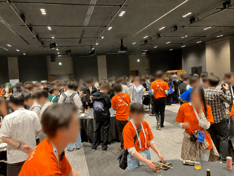 2 日目最後に開催された懇親会の様子