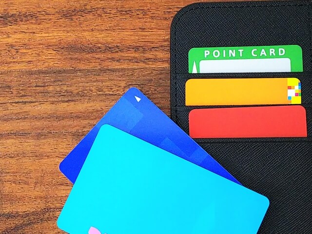 財布 カードケース 二個持ち