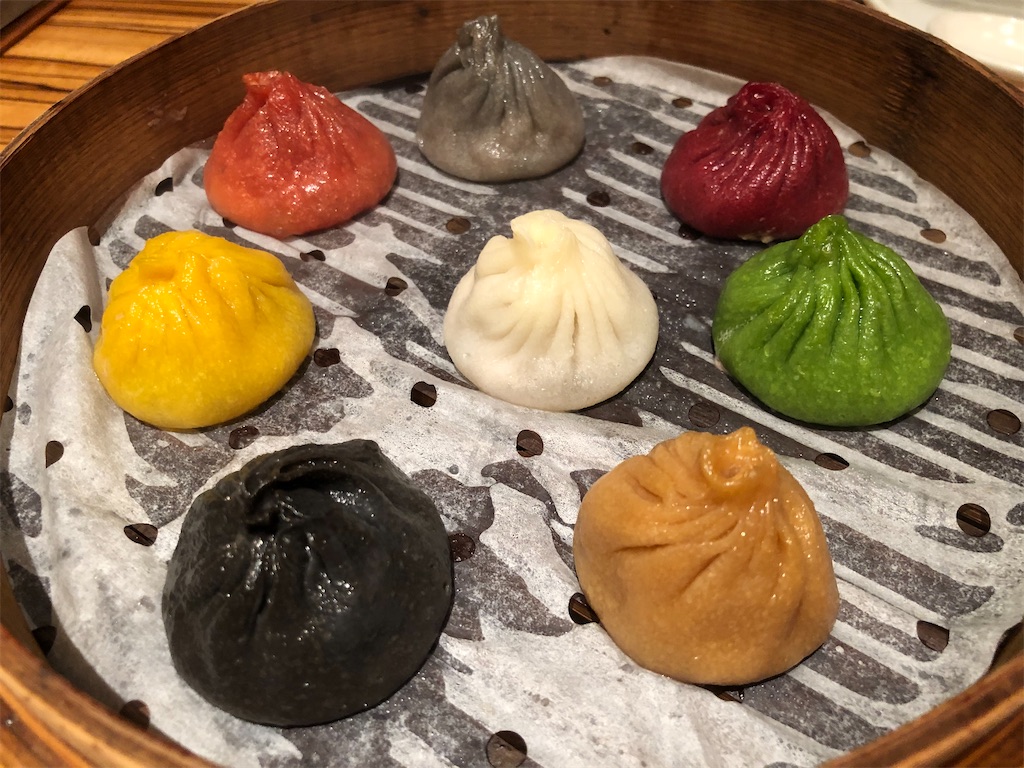 シンガポールで人気の8種類の小籠包！楽天皇朝 パラダイスダイナシティ