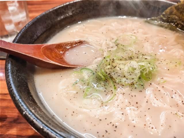 ラーメンの画像はイメージです
