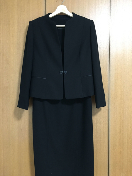 アラフォー女 喪服を買う なにか新しいこと日記