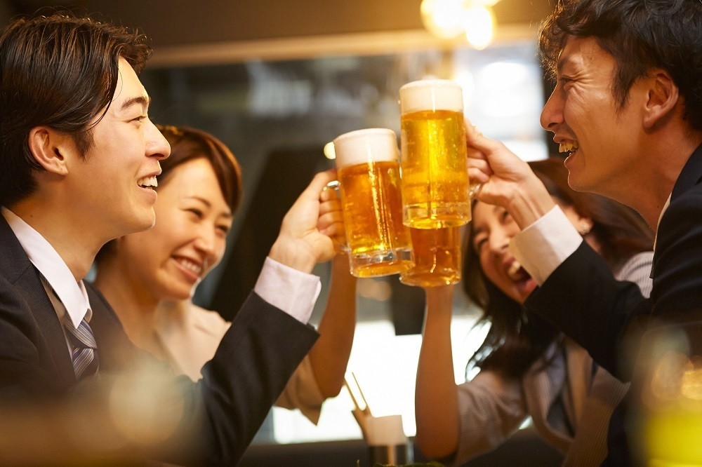 飲み会に関しての価値観 モラルやマナーは時代とともに変化している 元ガールズバー店長日記
