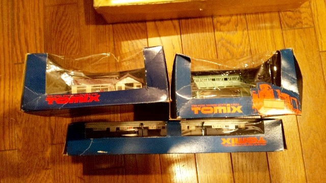 TOMIX 木造駅舎、跨線橋、島式ホーム