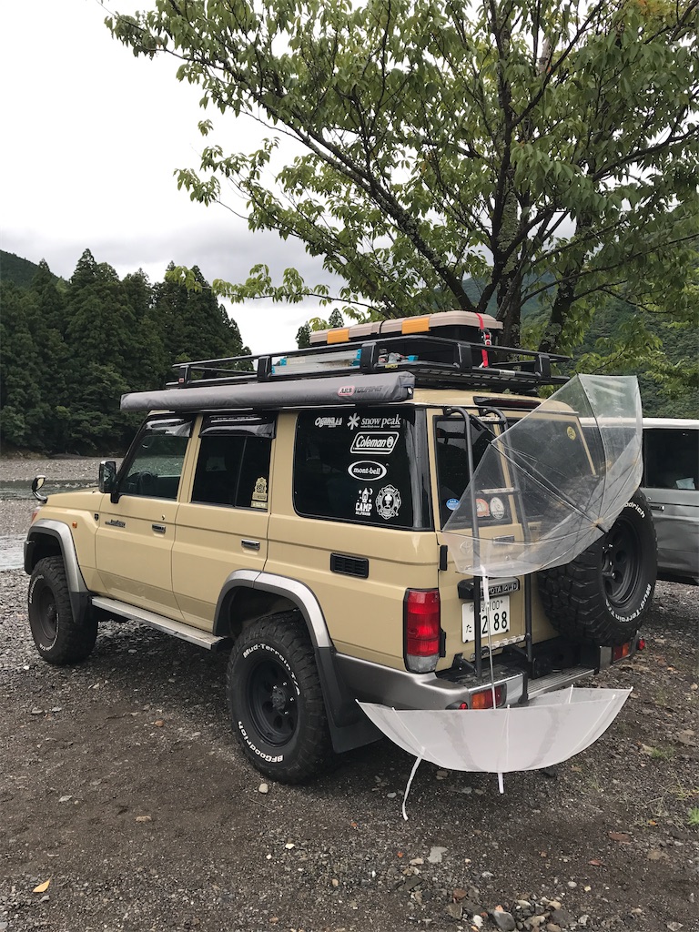 ルーフラック 車の屋根に荷台をつけてキャンプ道具の積載up アウトドアとランクル 時々 仕事
