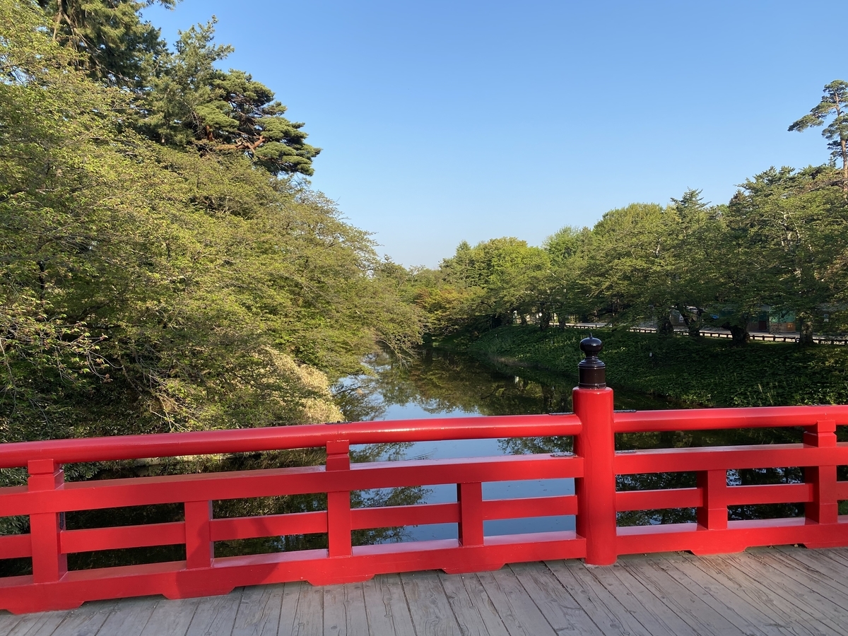 弘前城の桜。5月前半には散ってしまいました。