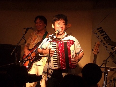 f:id:globalhead:20090810085942j:image