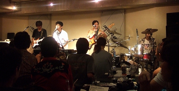 f:id:globalhead:20090810115053j:image
