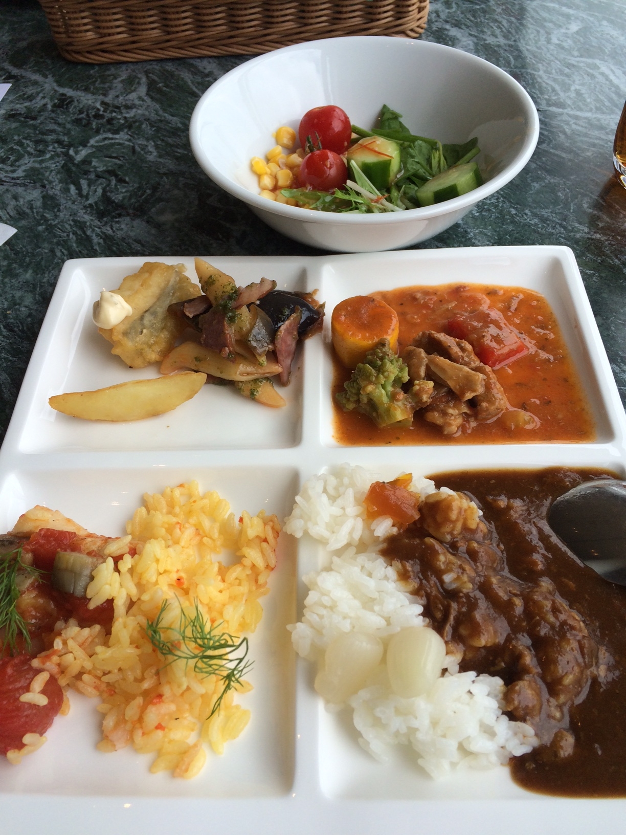 ランチ@琵琶湖ホテル  THE GARDEN 