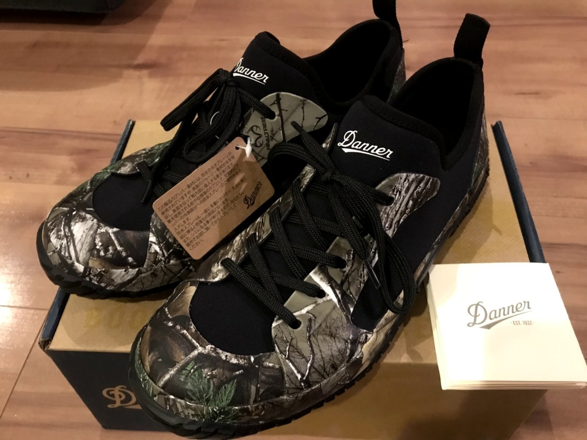 Danner レインシューズ WRAPTOP LIGHT3 26cm(着用1回) キャンプに最適なDannerの防水スニーカー、WRAPTOP LIGHT3の紹介記事