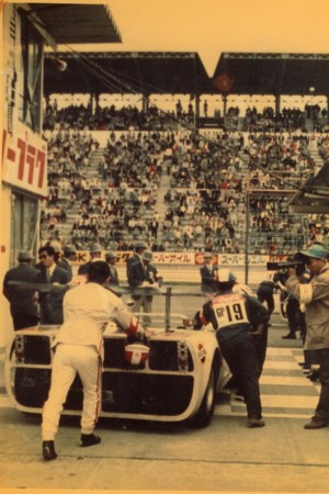 日産自動車時代の写真 - 日本のモータースポーツ黎明期物語 砂子