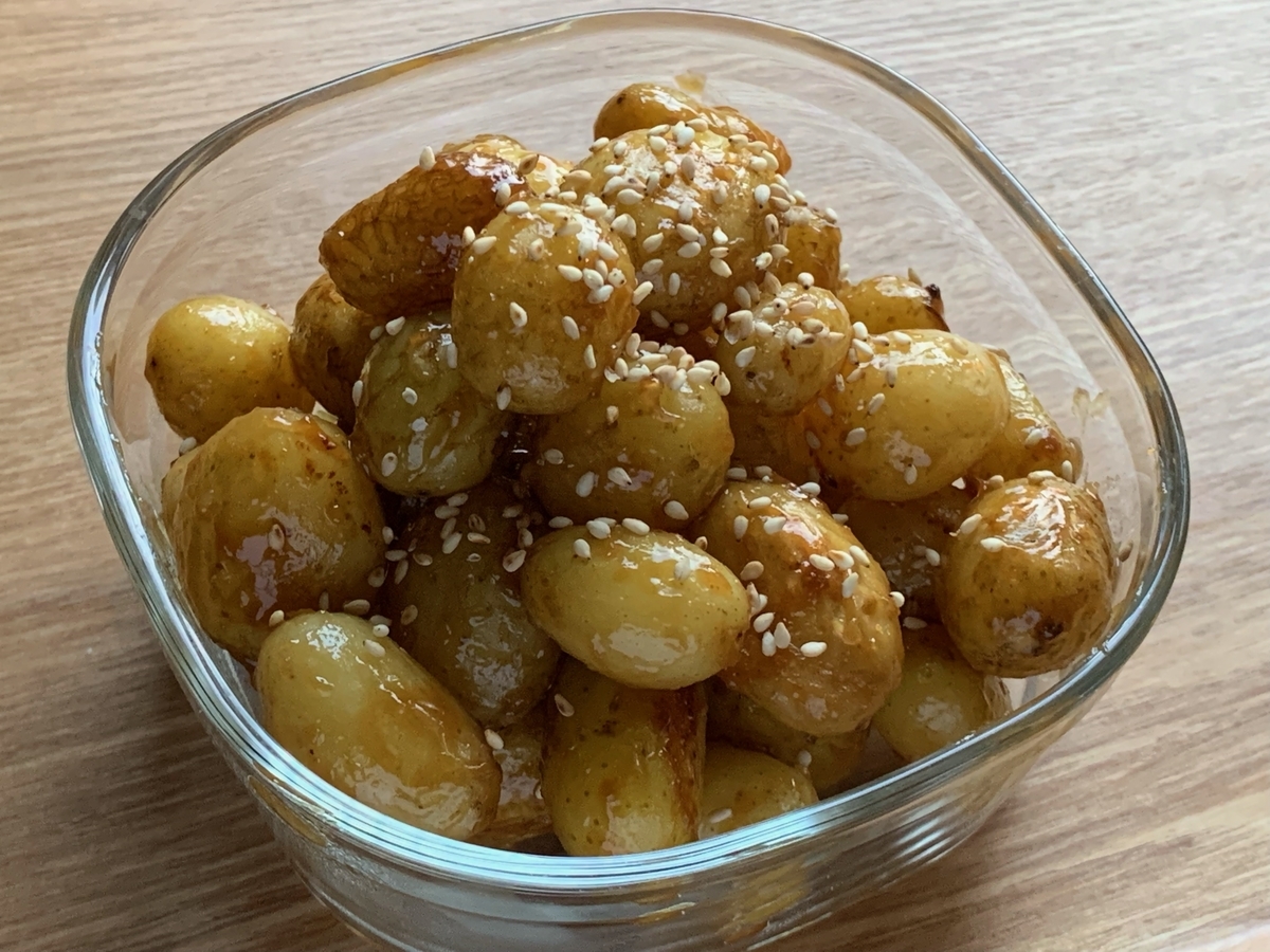 新じゃがの甘味噌煮っころがし