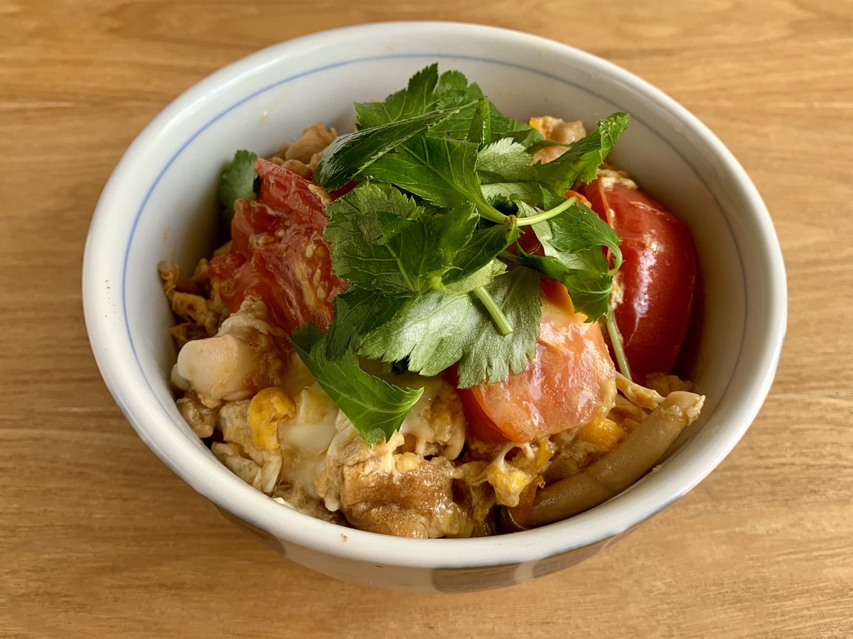 トマトと鶏の親子丼