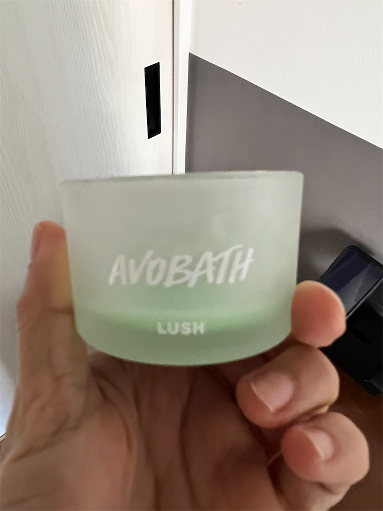 なせじゃ】“香りが広がりやすい” と評されたアロマキャンドルを買った