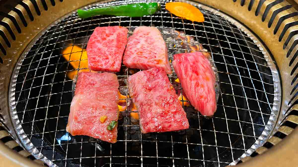 アメックス、SHOP SMALL（ショップスモール）焼肉いろりや南海通店