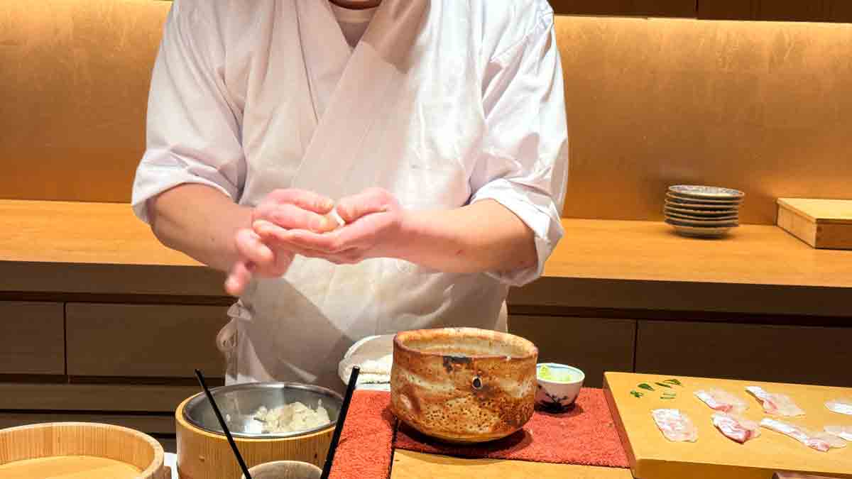 アメックスプラチナのレストラン特典