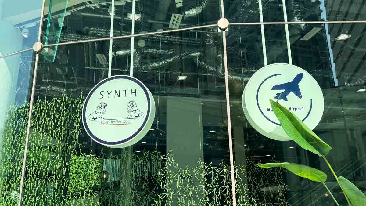 ダイナースクラブ 大阪梅田エクスペリエンス サービスオフィス<SYNTH>