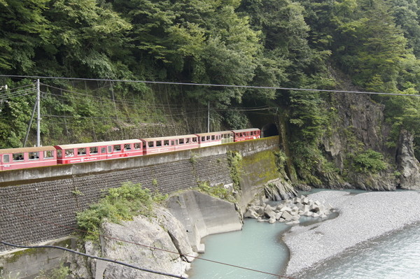 f:id:goldhead:20100825005219j:image f:id:goldhead:20100825005219j:image
